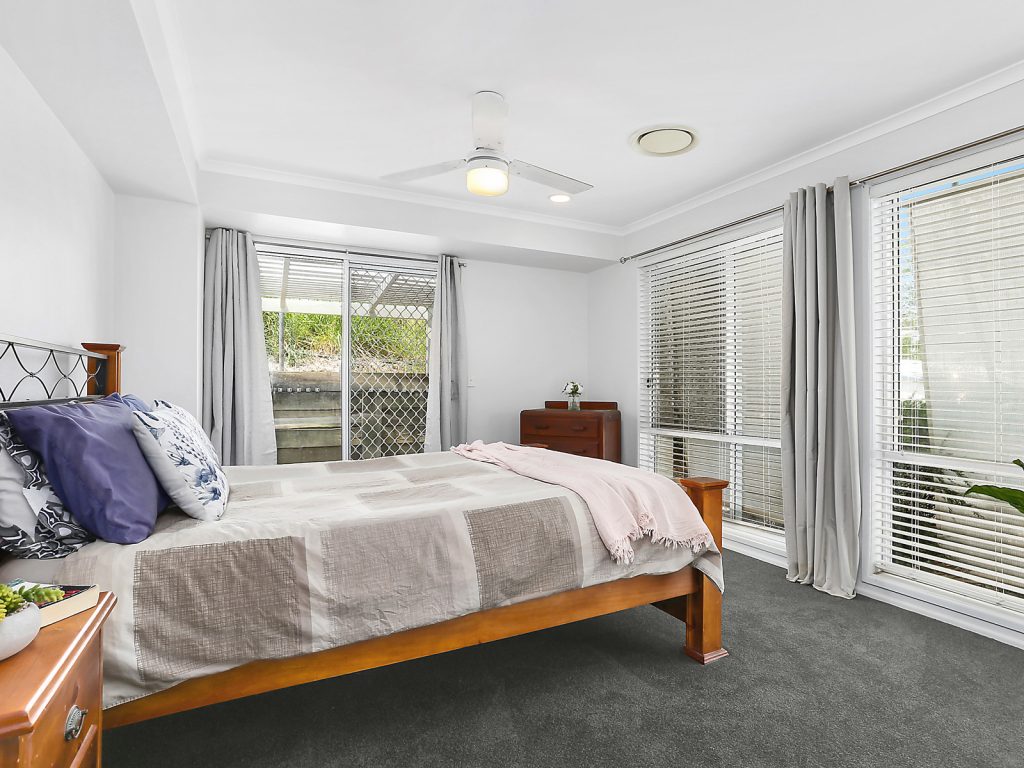 9 Snapper Street, Little Mountain QLD 4551 - photo 4