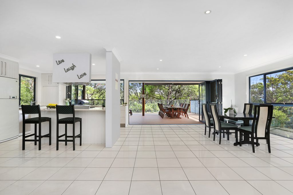 13 Sunset Drive, Little Mountain QLD 4551 - photo 2