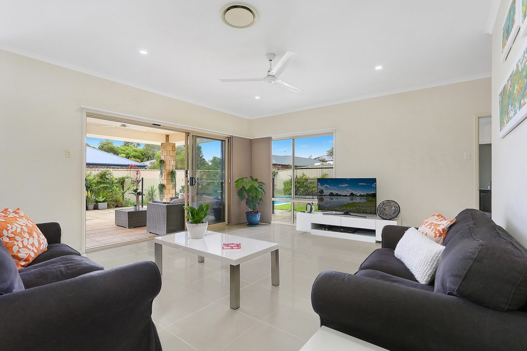 29 Cullen Drive, Little Mountain QLD 4551 - photo 3