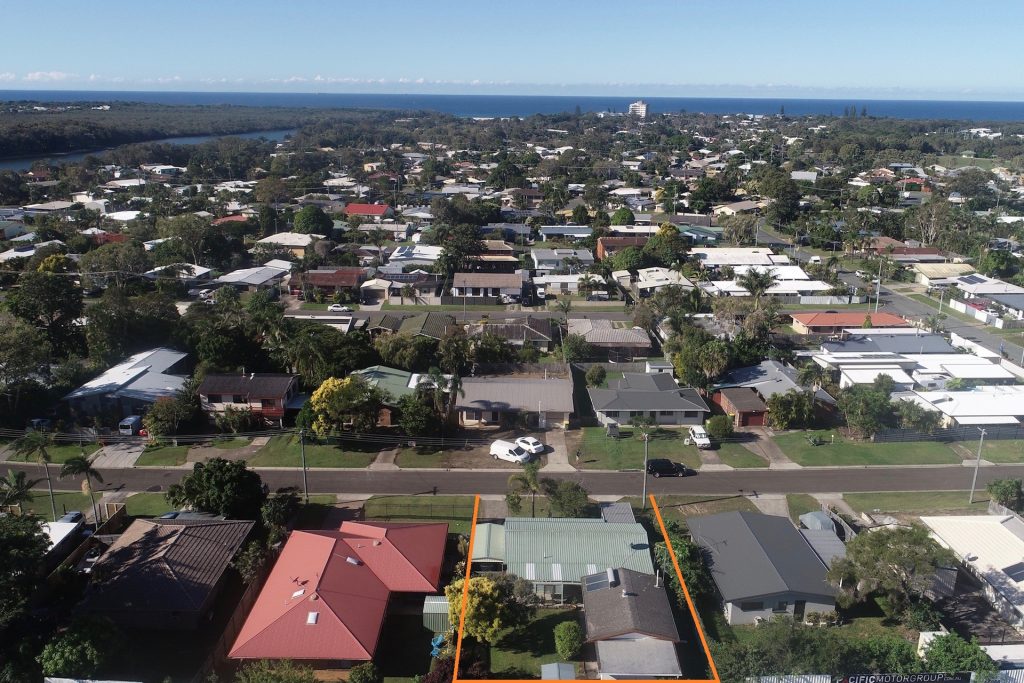 18 Doondoon Street, Currimundi QLD 4551 - photo 6