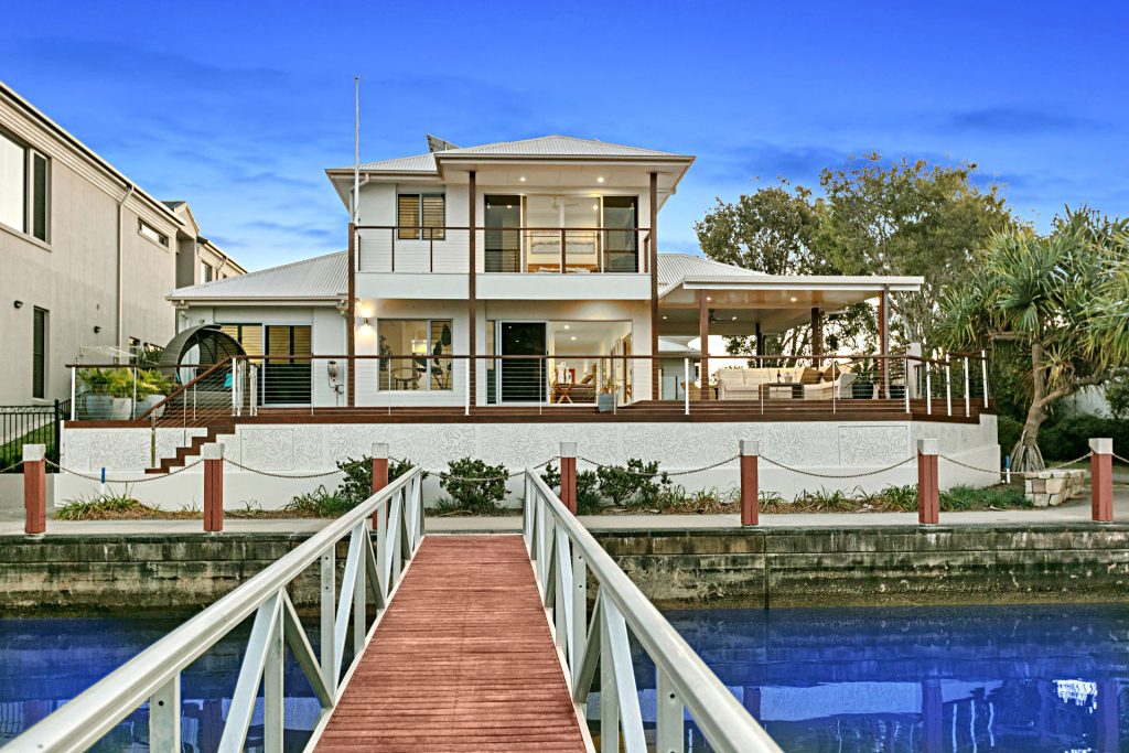 12 Nevis Court, Kawana Island QLD 4575 - photo 3