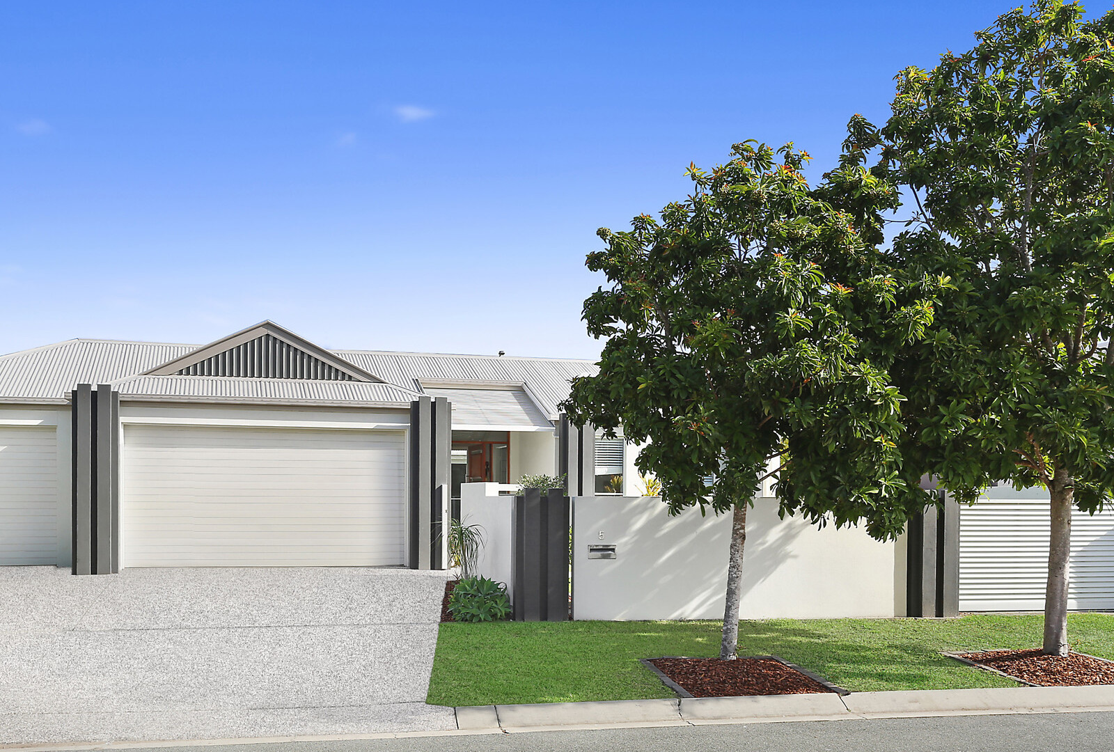 5 Barbuda Circuit, Kawana Island QLD 4575 - photo 15