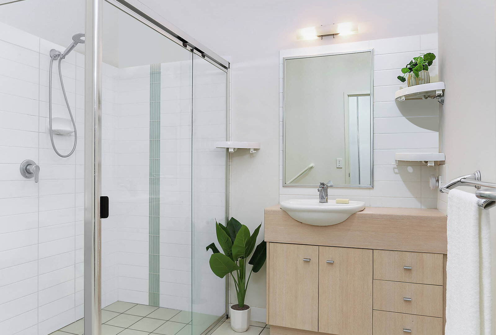 86/239 Kawana Way, Kawana Island QLD 4575 - photo 7