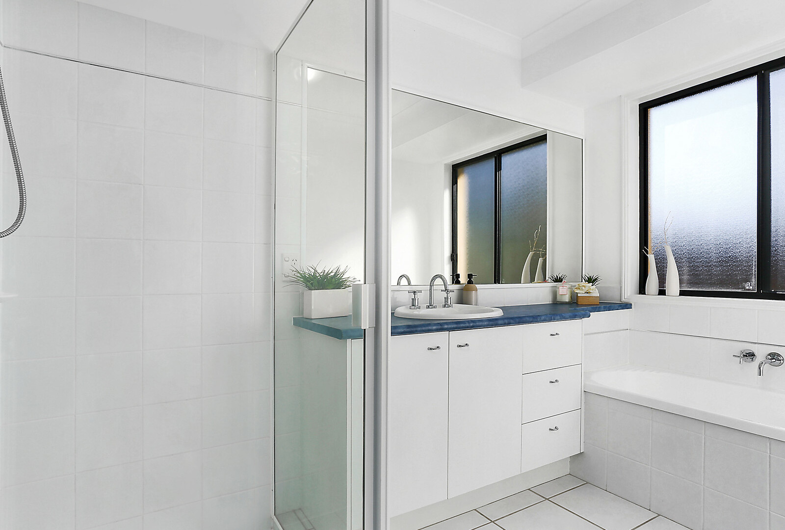 2 Scowcroft Place, Currimundi QLD 4551 - photo 5