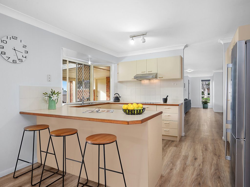 4 Quarrion Court, Aroona QLD 4551 - photo 2