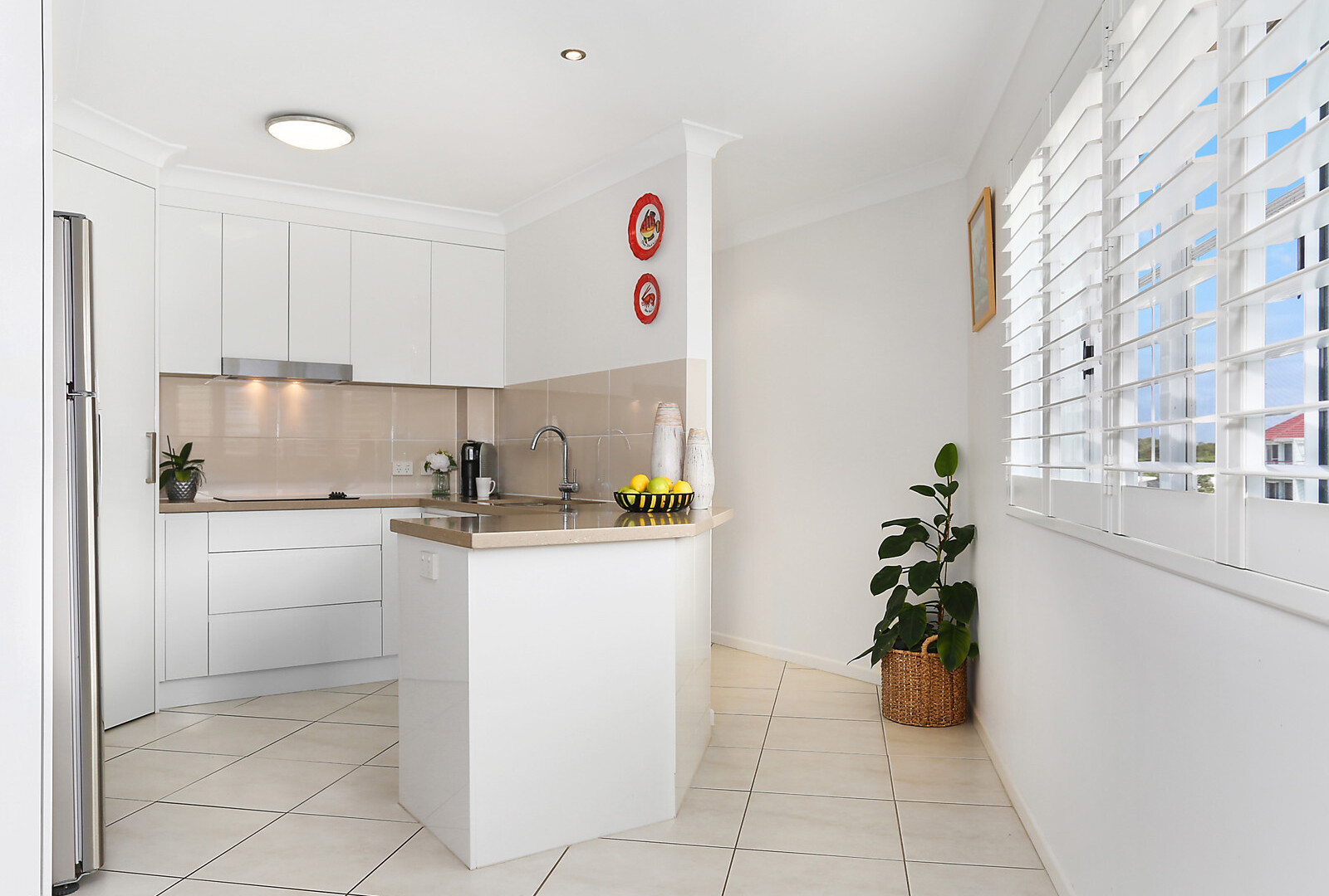5/9 Esplanade, Golden Beach QLD 4551 - photo 2