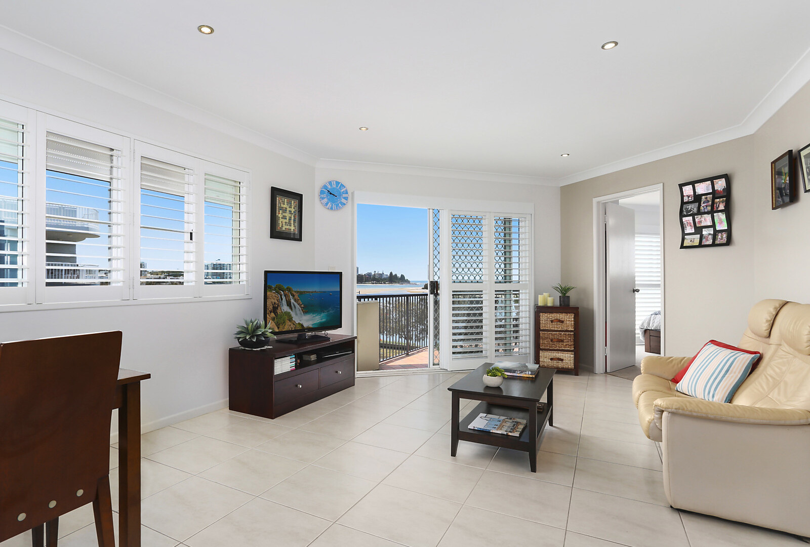 5/9 Esplanade, Golden Beach QLD 4551 - photo 3