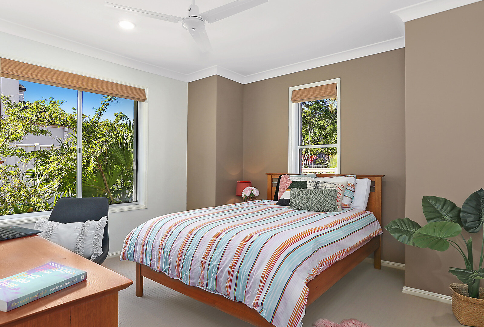 18 Barbuda Circuit, Kawana Island QLD 4575 - photo 13