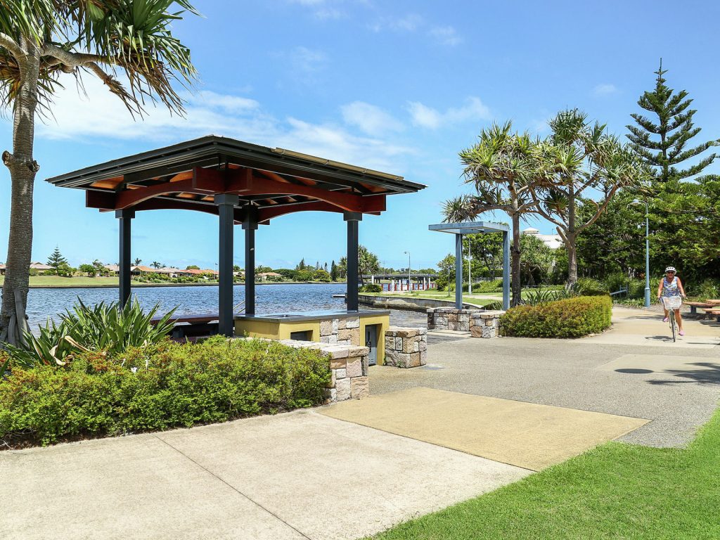 18 Barbuda Circuit, Kawana Island QLD 4575 - photo 16