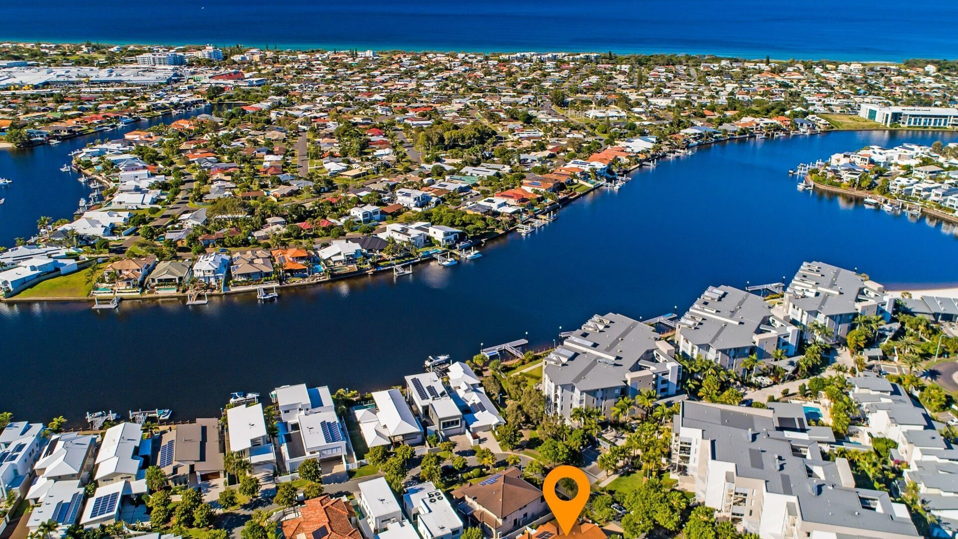 18 Barbuda Circuit, Kawana Island QLD 4575 - photo 5