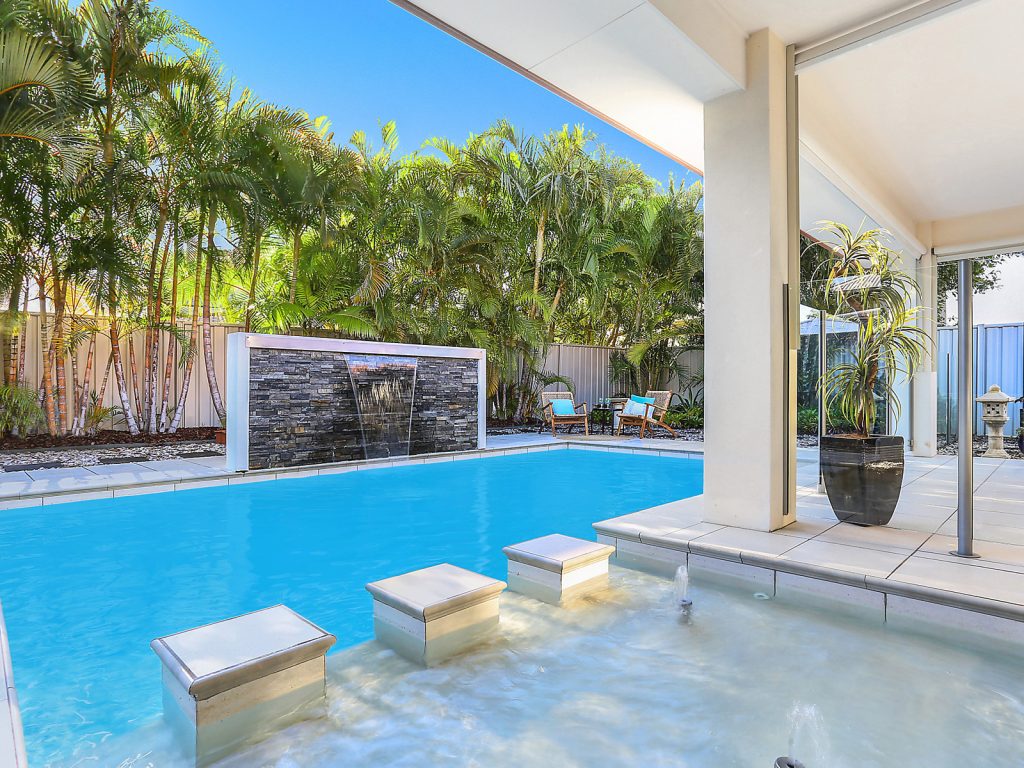 18 Barbuda Circuit, Kawana Island QLD 4575 - photo 6
