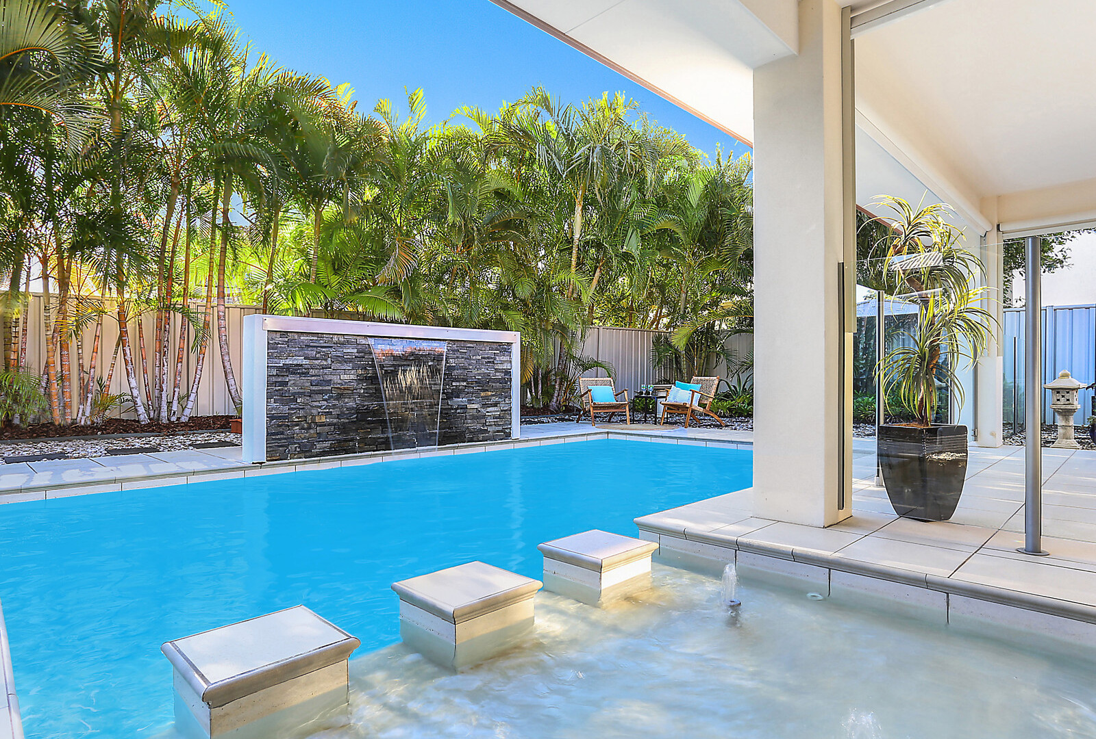 18 Barbuda Circuit, Kawana Island QLD 4575 - photo 6