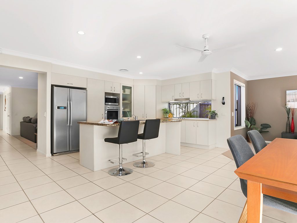 18 Barbuda Circuit, Kawana Island QLD 4575 - photo 10