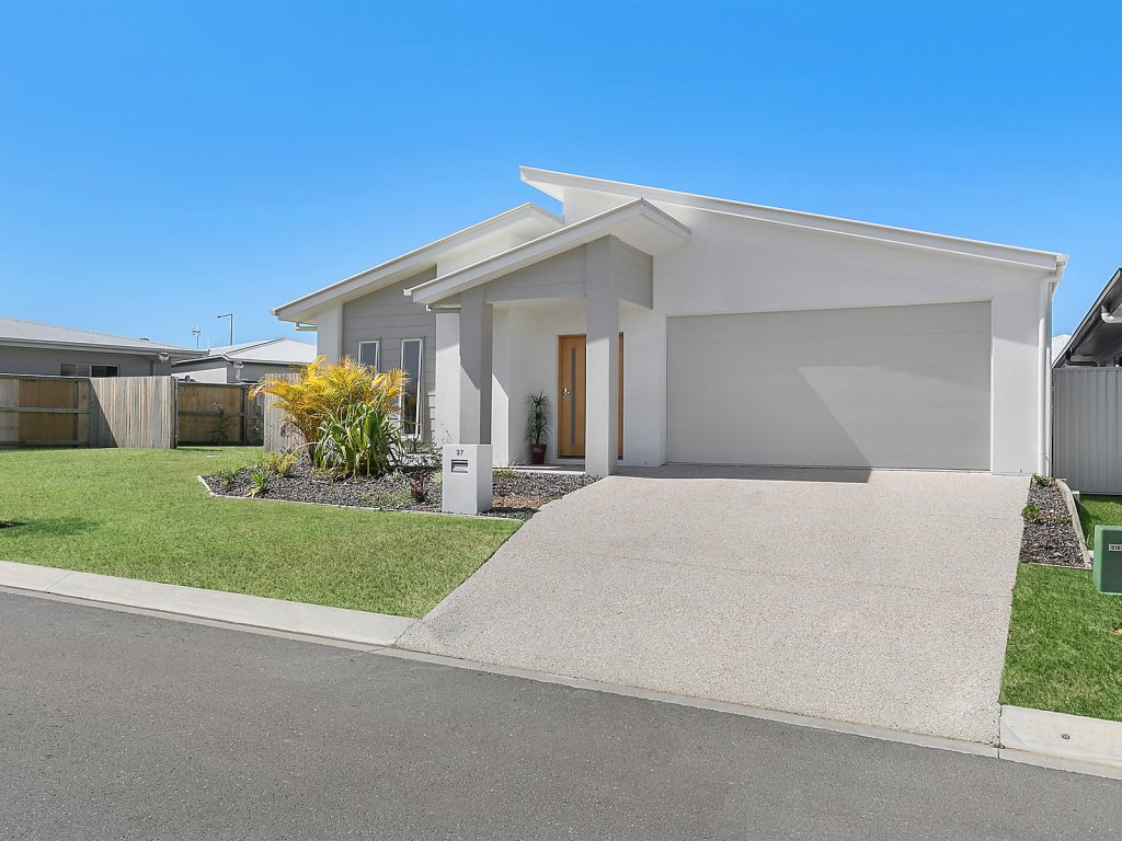 Sold - 37 Wishart Crescent - New Property in Caloundra West - Real Estate by Nicki Colam