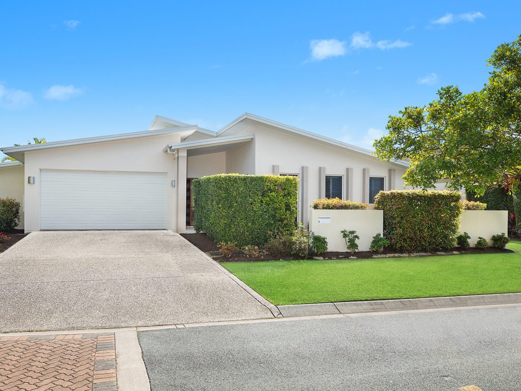 6 Jersey Place, Kawana Island QLD 4575 - photo 14
