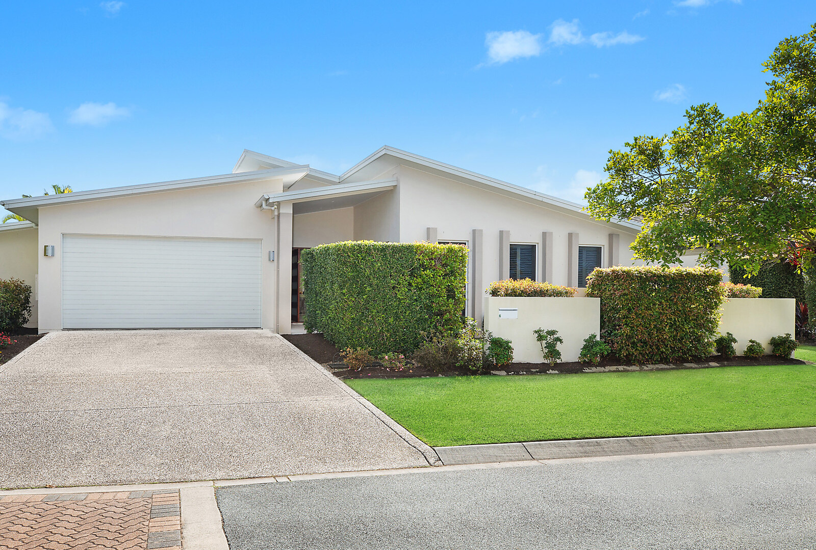 6 Jersey Place, Kawana Island QLD 4575 - photo 14