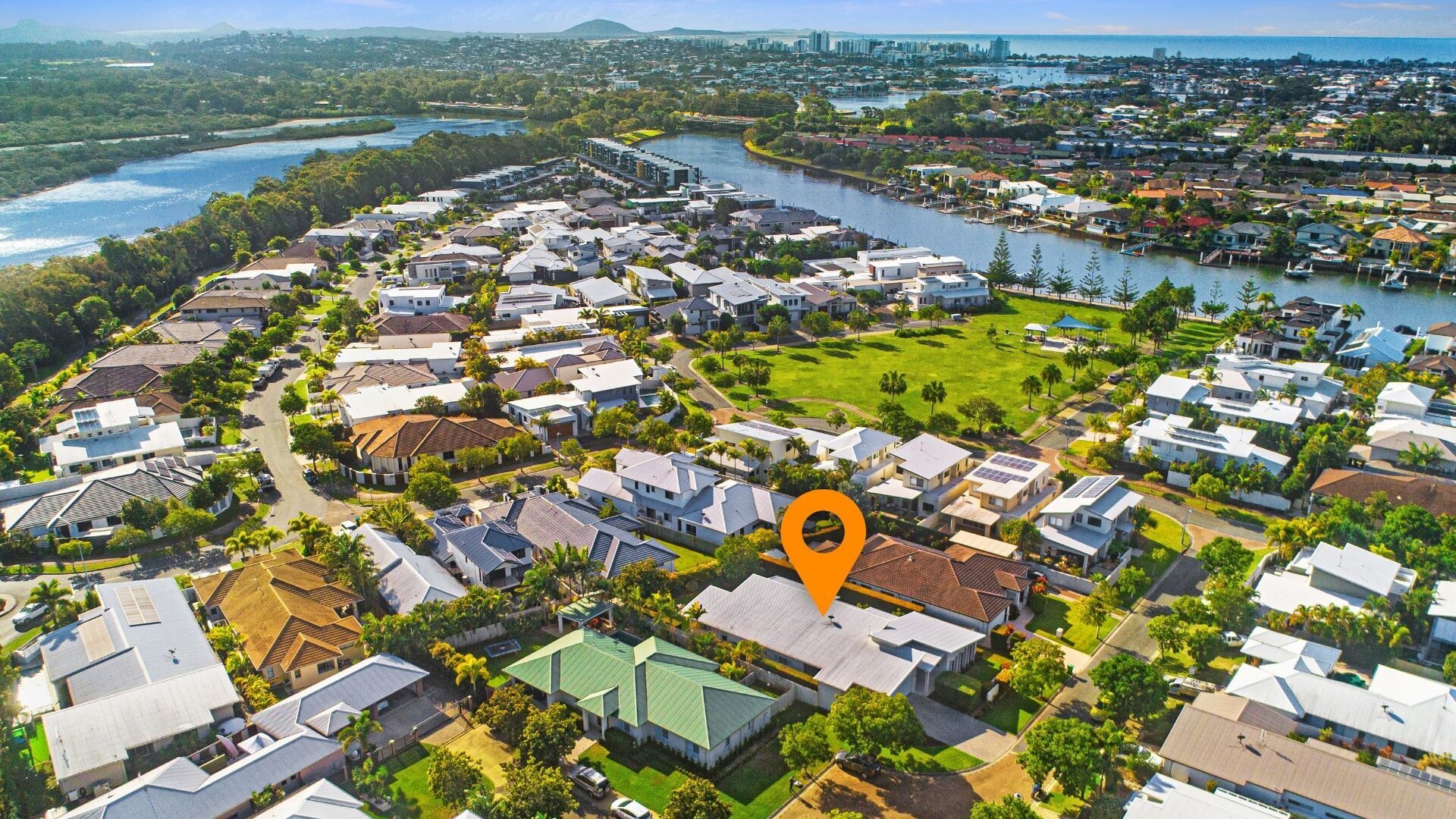 6 Jersey Place, Kawana Island QLD 4575 - photo 3