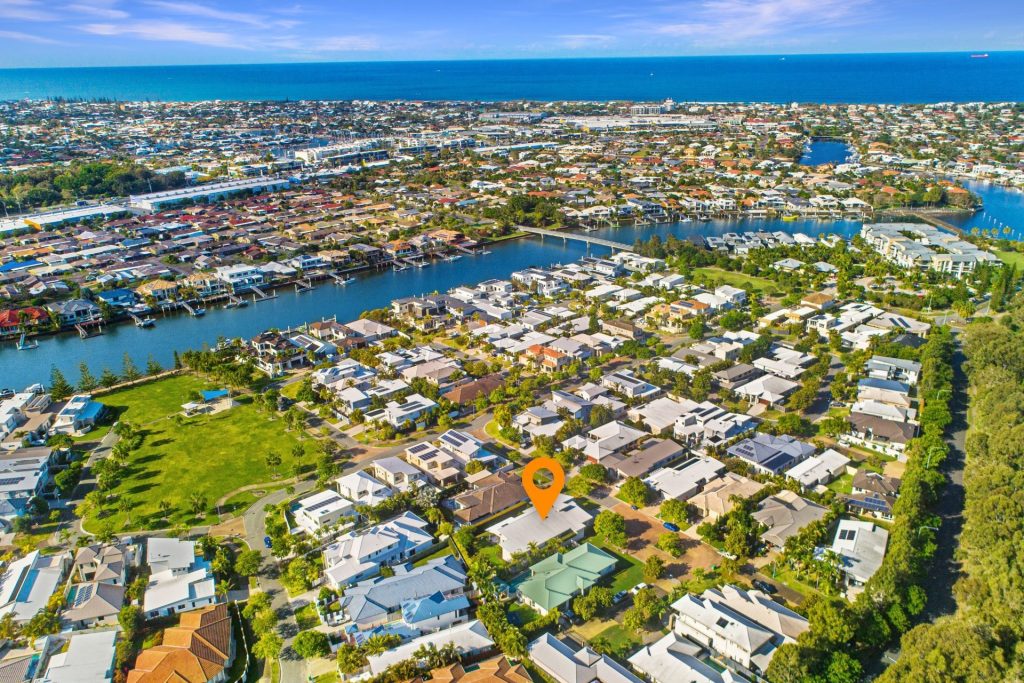 6 Jersey Place, Kawana Island QLD 4575 - photo 8