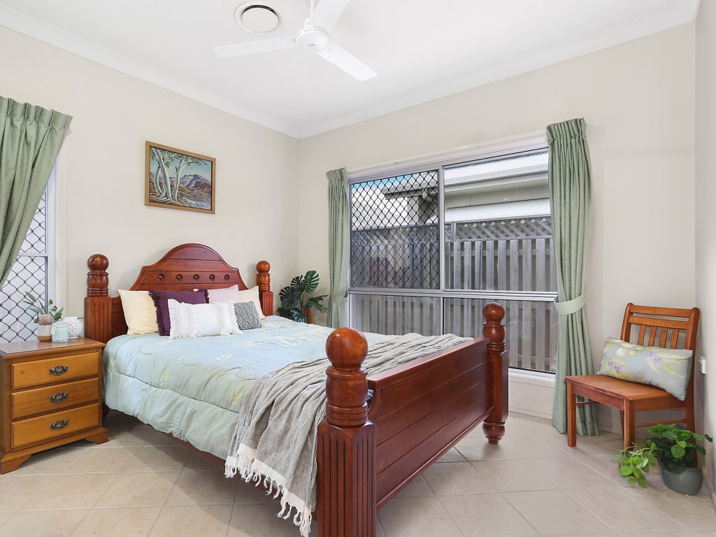 128/2 Grand Parade, Kawana Island QLD 4575 - photo 6