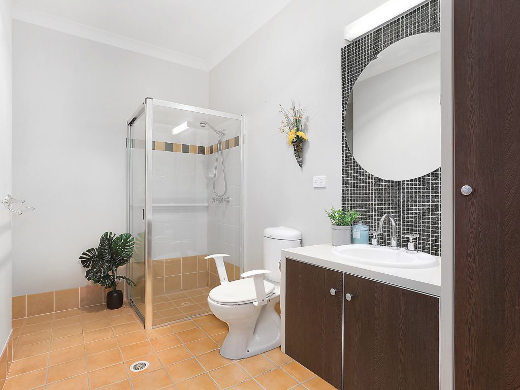 128/2 Grand Parade, Kawana Island QLD 4575 - photo 7