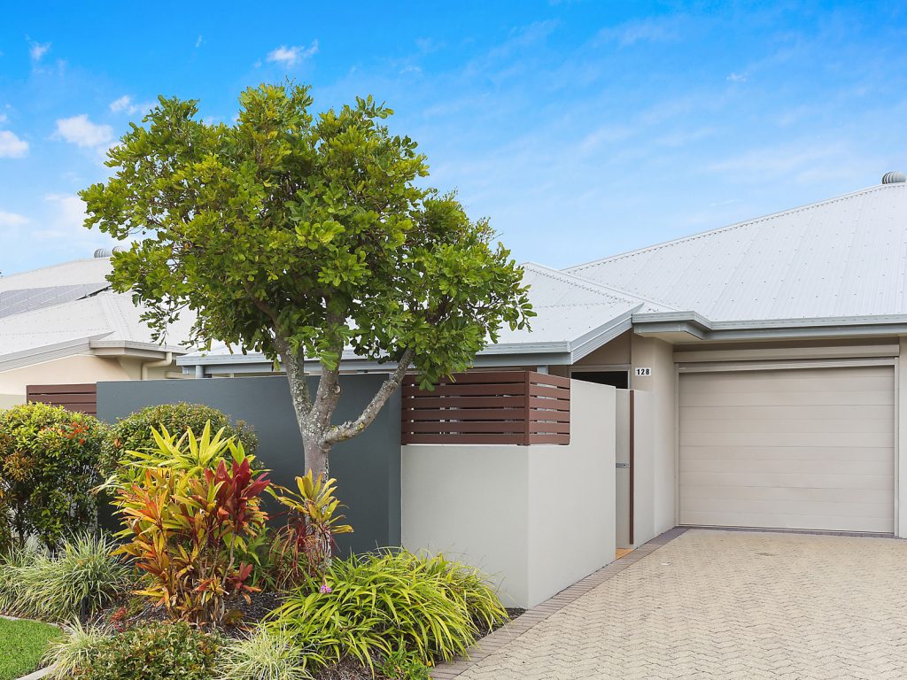 128/2 Grand Parade, Kawana Island QLD 4575 - photo 9