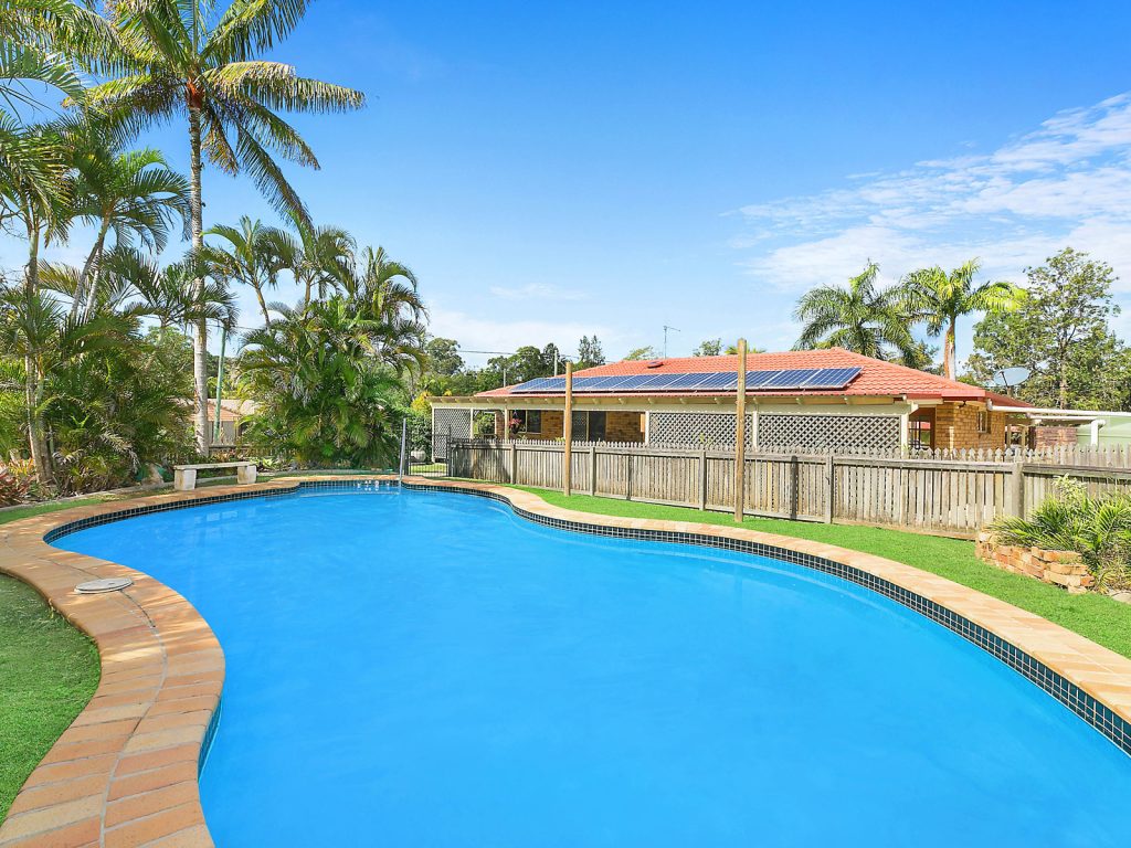1 Georgina Place, Beerwah QLD 4519 - photo 2
