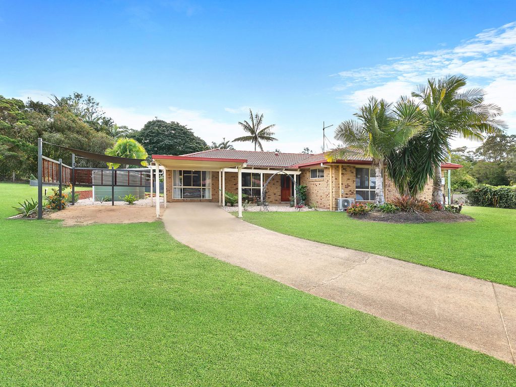 1 Georgina Place, Beerwah QLD 4519 - photo 10
