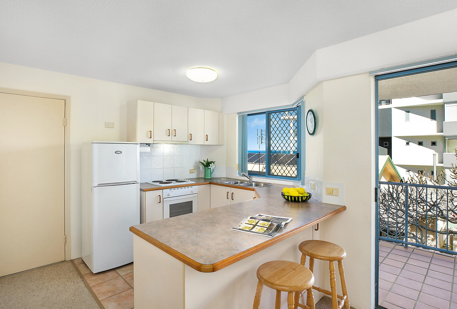 3/12 Orvieto Terrace, Kings Beach QLD 4551 - photo 2