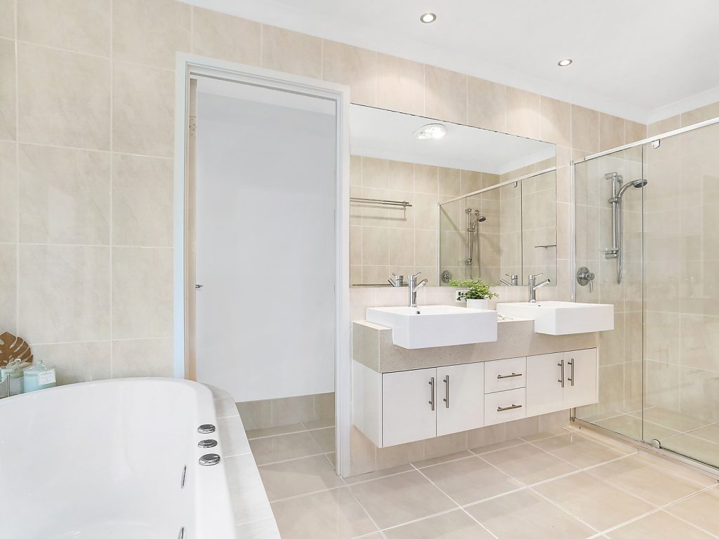 15 Cocos Court, Kawana Island QLD 4575 - photo 9
