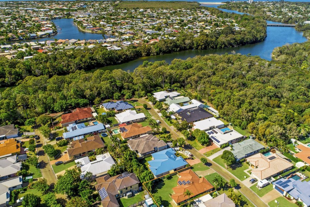 28 Lilac Crescent, Currimundi QLD 4551 - photo 2