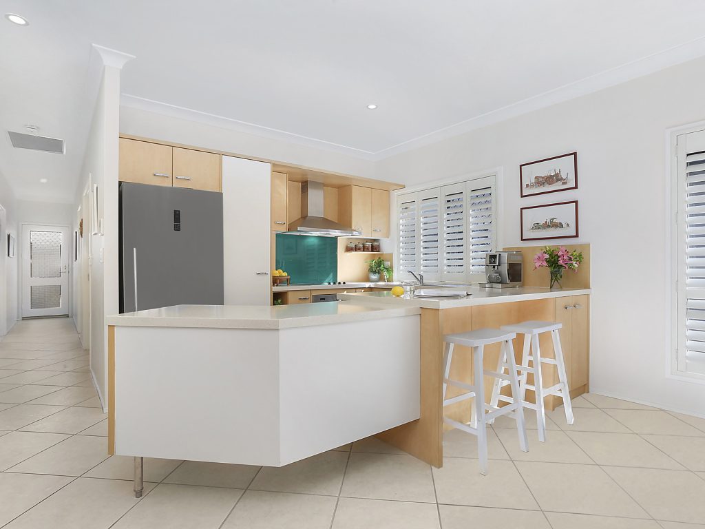 127/2 Grand Parade, Kawana Island QLD 4575 - photo 2