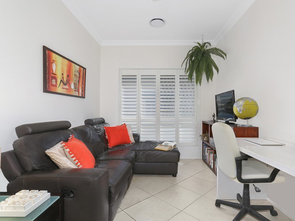 127/2 Grand Parade, Kawana Island QLD 4575 - photo 5