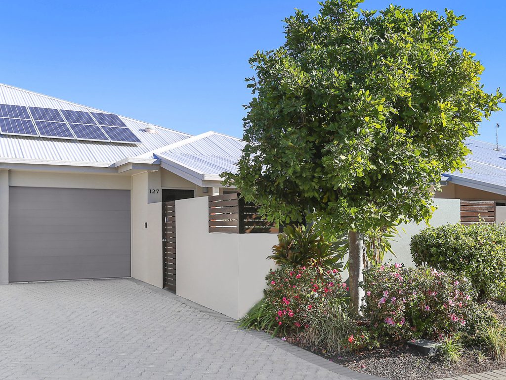 127/2 Grand Parade, Kawana Island QLD 4575 - photo 10
