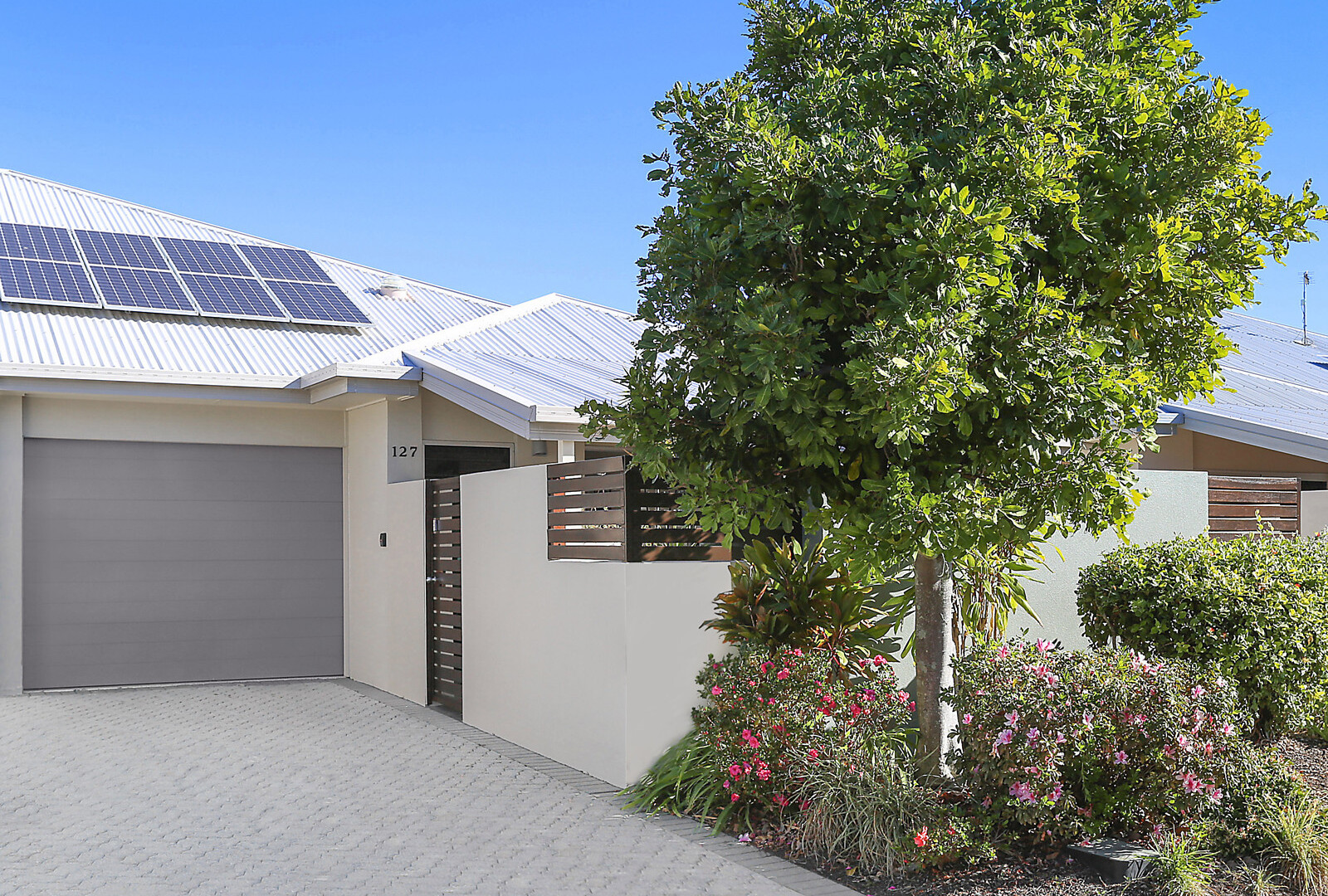 127/2 Grand Parade, Kawana Island QLD 4575 - photo 10