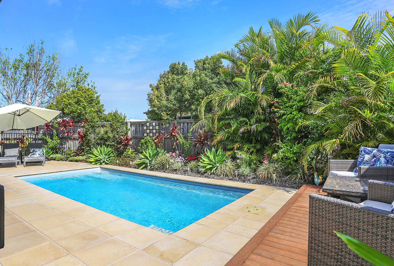 14 Headland Drive, Birtinya QLD 4575 - photo 2