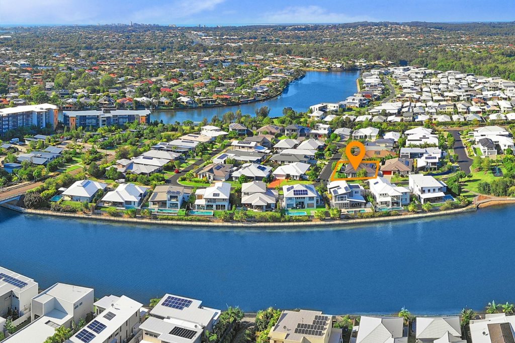 14 Headland Drive, Birtinya QLD 4575 - photo 9