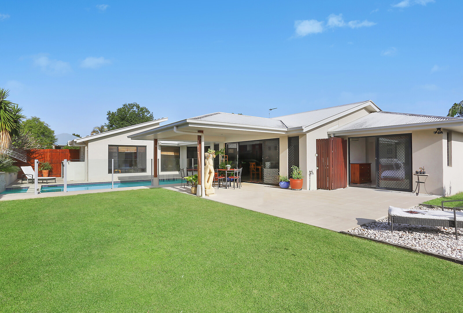 Sold - 6 Burrajum Place - New Property in Caloundra West - Real Estate by Nicki Colam