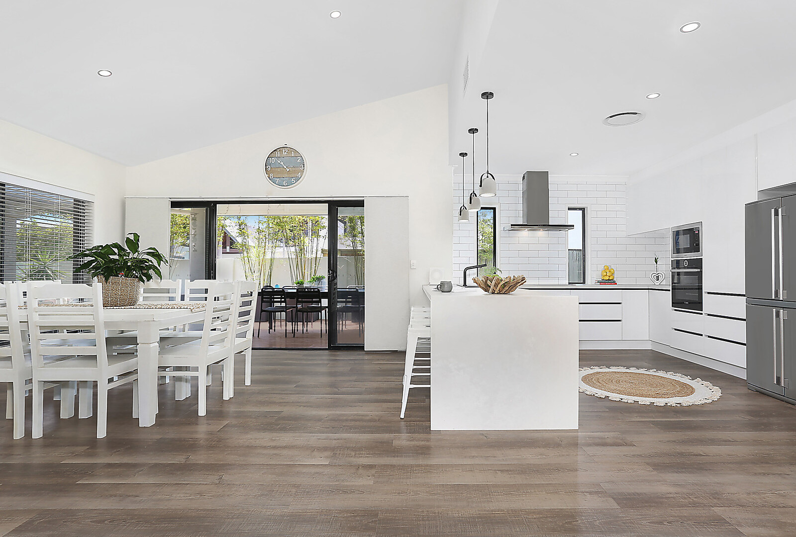 6 Melos Place, Kawana Island QLD 4575 - photo 4