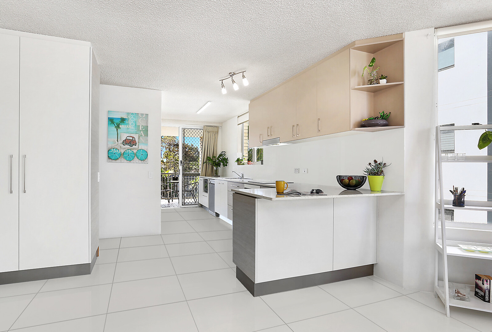 Level 2/5/52 King Street, Kings Beach QLD 4551 - photo 3