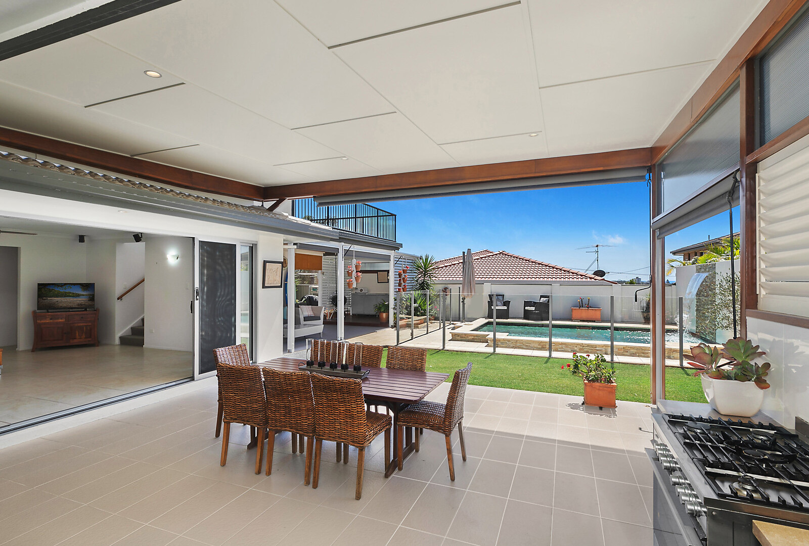 7 Enfield Crescent, Battery Hill QLD 4551 - photo 2