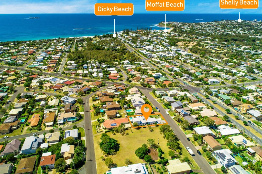 7 Enfield Crescent, Battery Hill QLD 4551 - photo 11