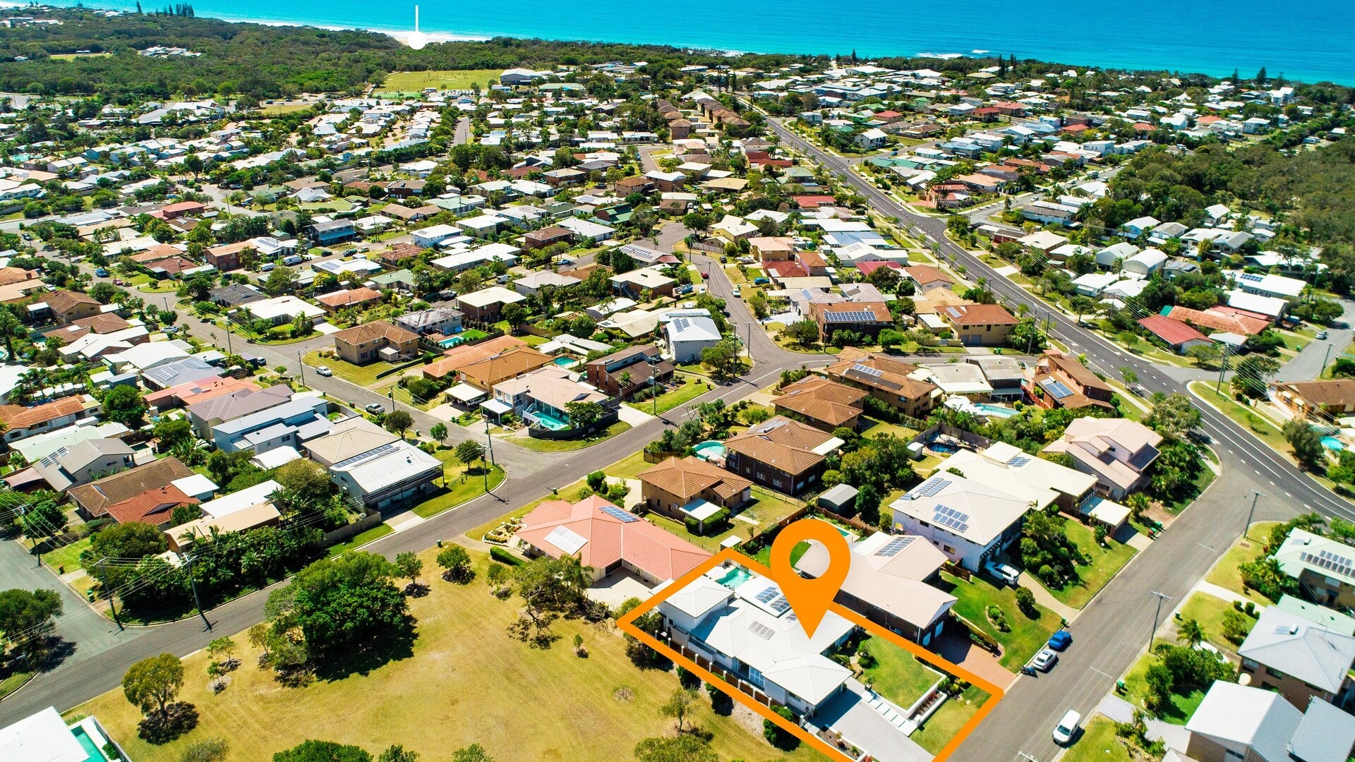 7 Enfield Crescent, Battery Hill QLD 4551 - photo 16