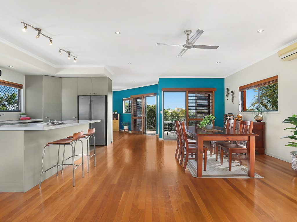 12 Seychelles Place, Kawana Island QLD 4575 - photo 4