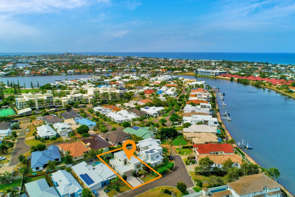 12 Seychelles Place, Kawana Island QLD 4575 - photo 6