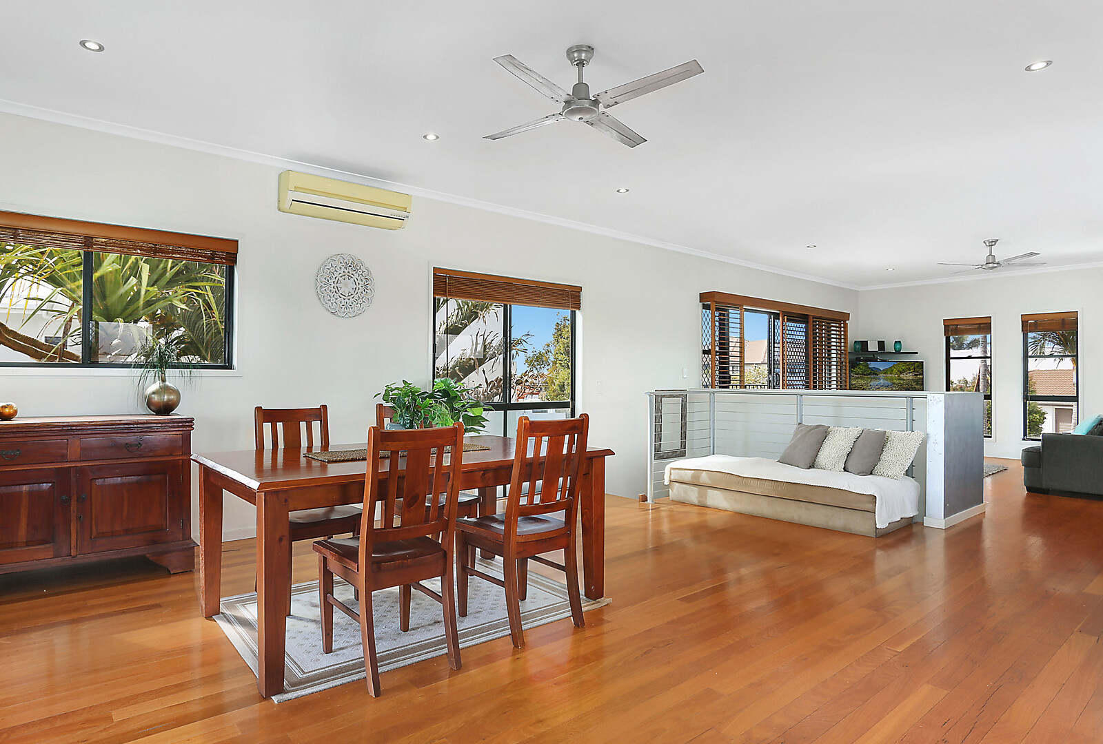 12 Seychelles Place, Kawana Island QLD 4575 - photo 9