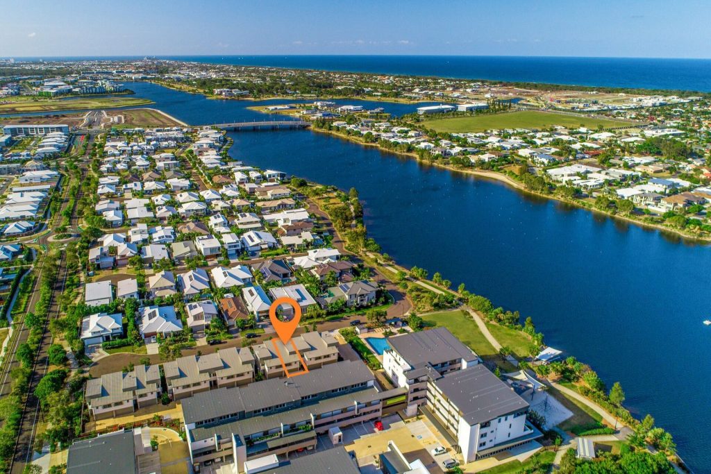 9/3 Feather Court, Birtinya QLD 4575 - photo 5