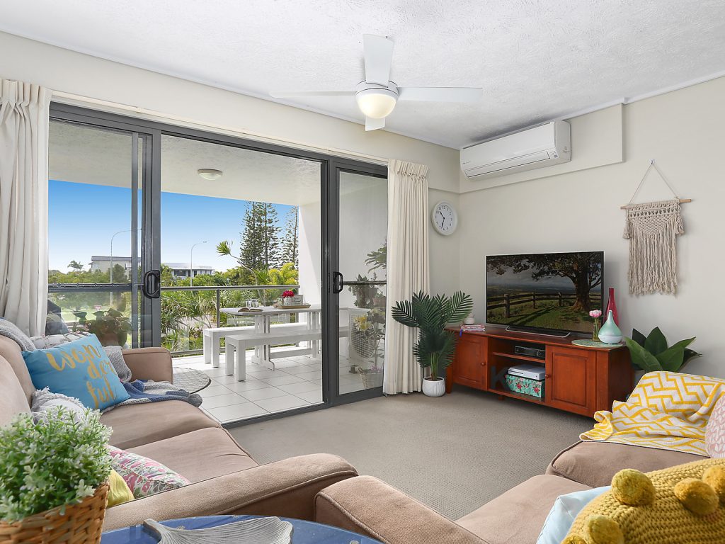 26/4 Grand Parade, Kawana Island QLD 4575 - photo 2