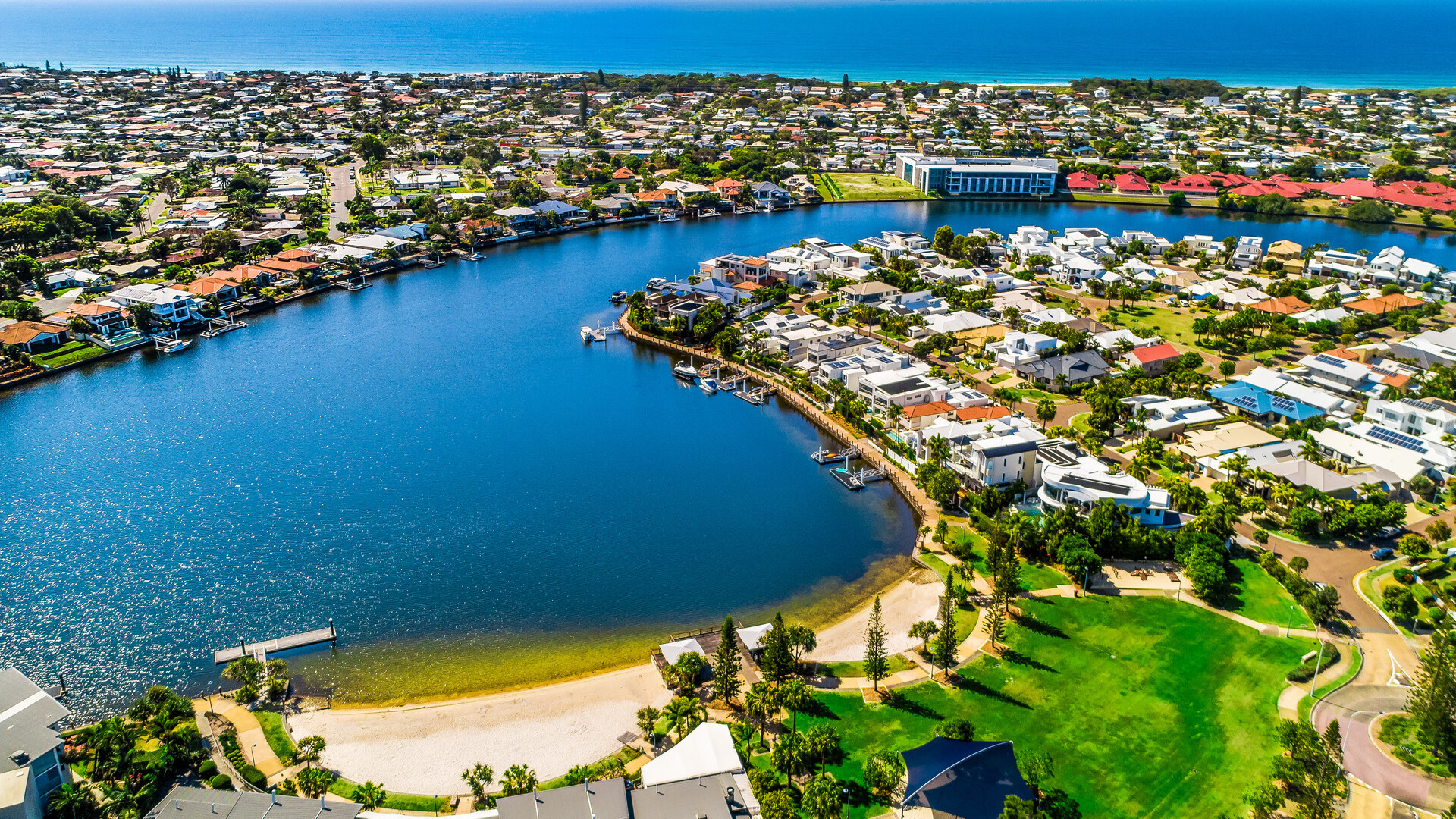 26/4 Grand Parade, Kawana Island QLD 4575 - photo 15