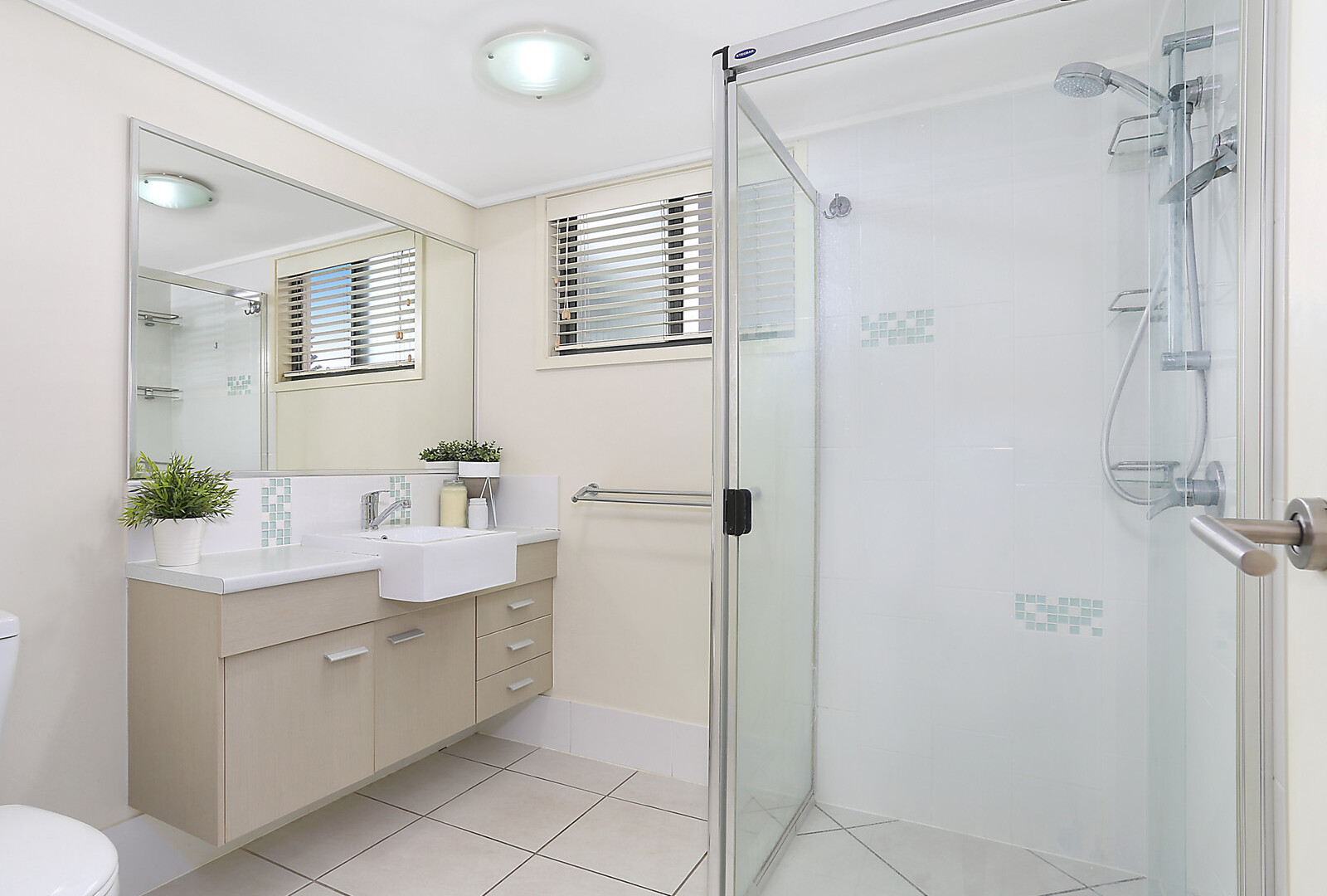 26/4 Grand Parade, Kawana Island QLD 4575 - photo 6