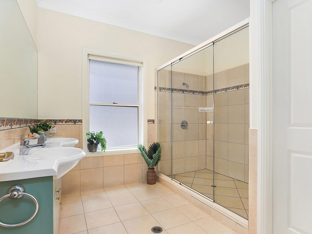 16 Seychelles Place, Kawana Island QLD 4575 - photo 12